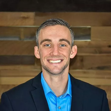 Andrew Shelton headshot